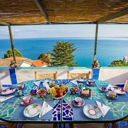 Domus Indomita Bed & Breakfast Agropoli Bagian luar foto