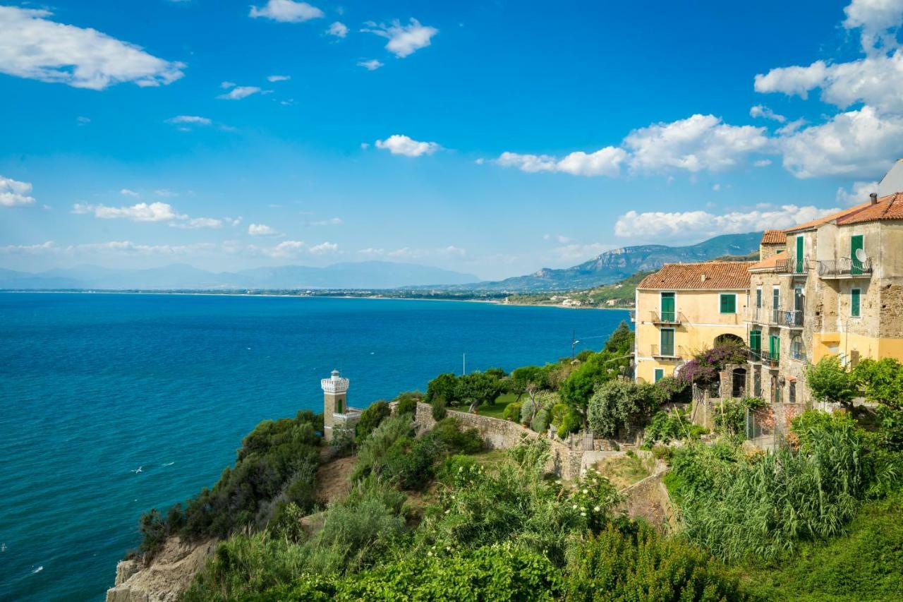 Domus Indomita Bed & Breakfast Agropoli Bagian luar foto