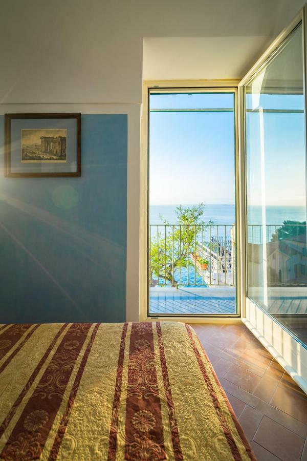 Domus Indomita Bed & Breakfast Agropoli Bagian luar foto